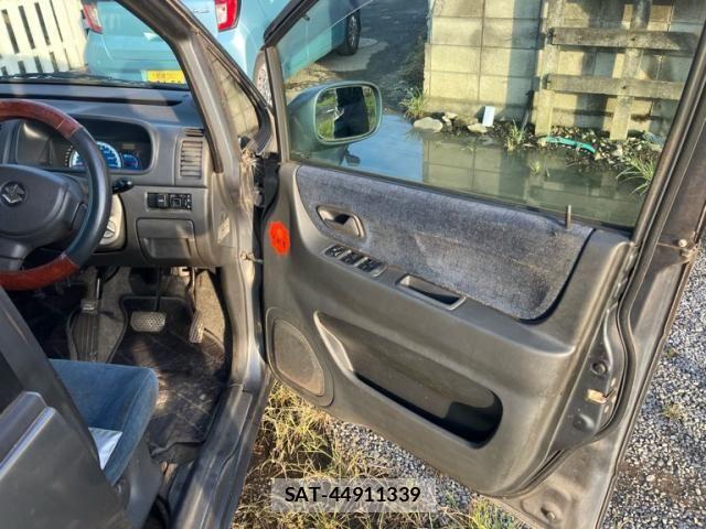 Suzuki MR WAGON 2004-08 8660439-8