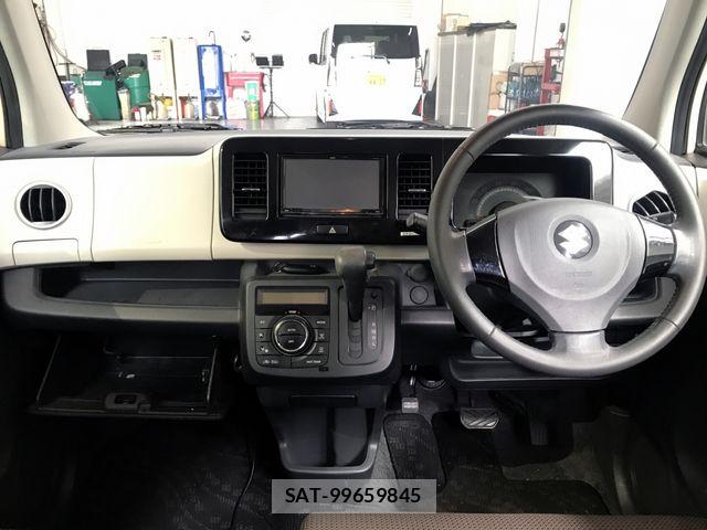 Suzuki MR WAGON 2013-08 8660438-9