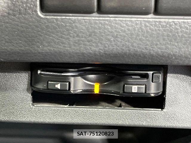 Suzuki MR WAGON 2015-11 8781175-4