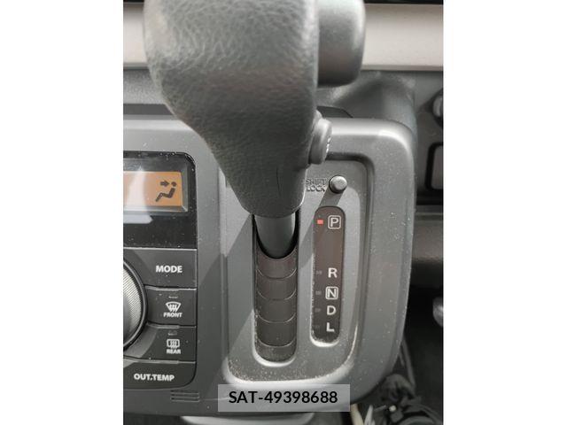 Suzuki MR WAGON 2014-02 6613477-12