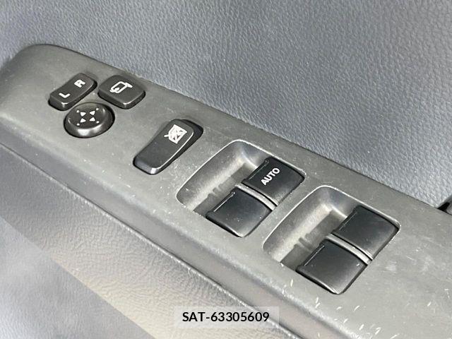 Suzuki MR WAGON 2013-06 7059780-5