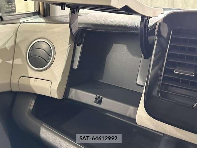 Suzuki MR WAGON 2012-04 7618398-19