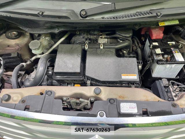 Suzuki MR WAGON 2013-08 6816059-17