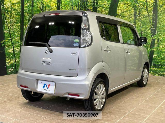 Suzuki MR WAGON 2013-07 7358909-16