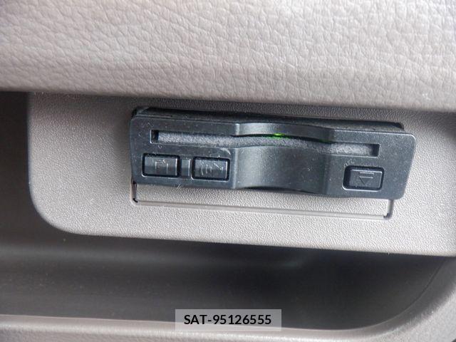 Suzuki MR WAGON 2014-12 7980134-15