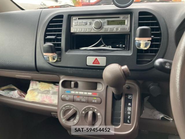 Suzuki MR WAGON 2009-04 8131402-11