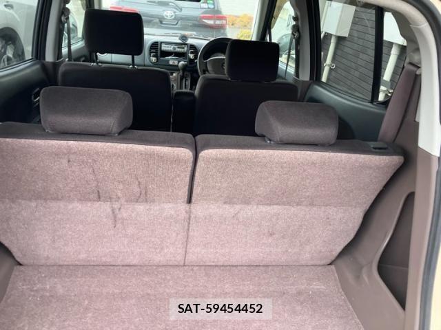 Suzuki MR WAGON 2009-04 8131402-7