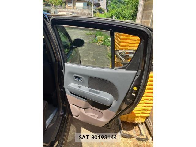 Suzuki MR WAGON 2009-08 8208900-13