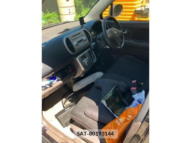 Suzuki MR WAGON 2009-08 8208900-16