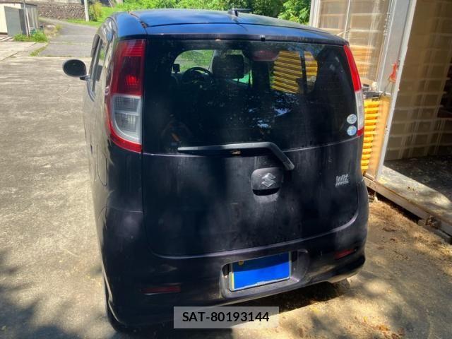 Suzuki MR WAGON 2009-08 8208900-6