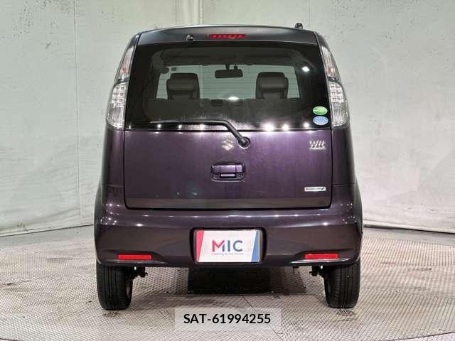 Suzuki MR WAGON 2014-03 8208899-5