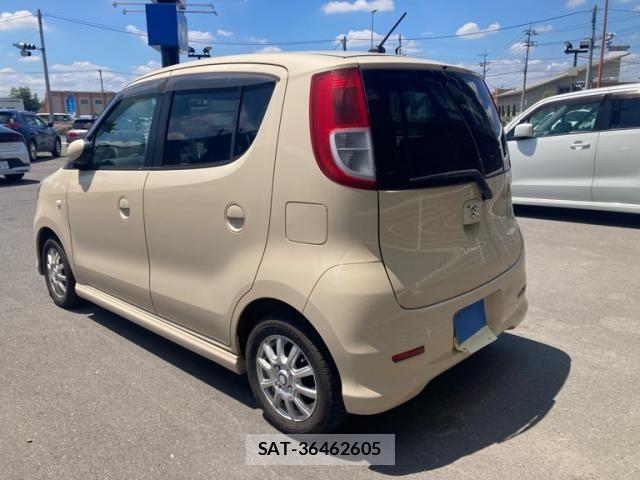 Suzuki MR WAGON 2007-10 8355076-13
