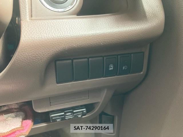 Suzuki MR WAGON 2013-08 8413845-10