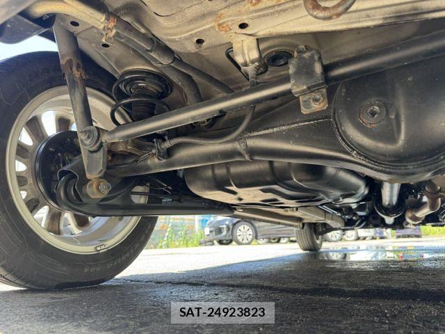 Suzuki MR WAGON 2014-01 7328649-4