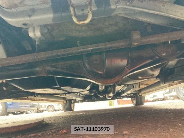 Suzuki MR WAGON 2007-09 8100624-11