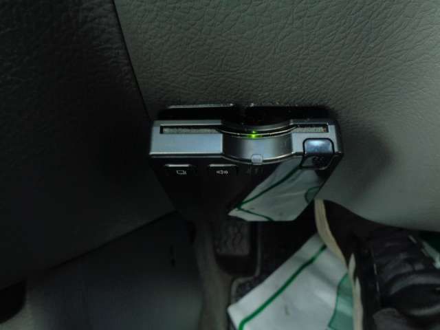 Isuzu MU 1999-01 1547190-16