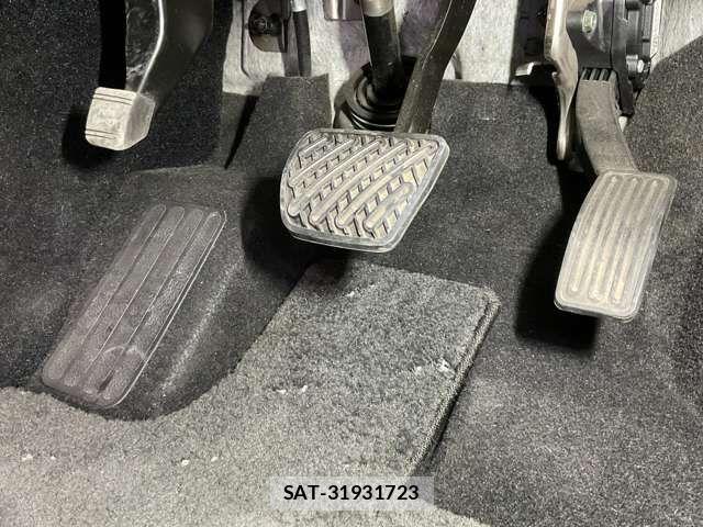 Nissan MURANO 2011-08 7222281-18