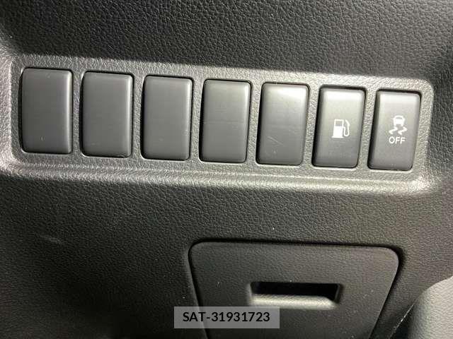 Nissan MURANO 2011-08 7222281-19