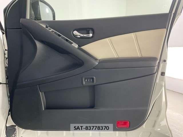 Nissan MURANO 2012-06 5873097-12