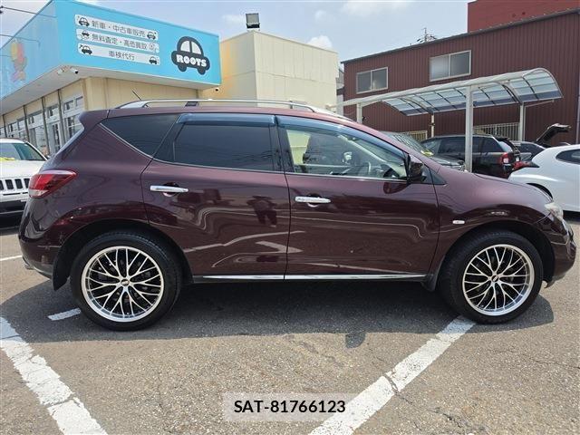 Nissan MURANO 2013-08 8413848-18