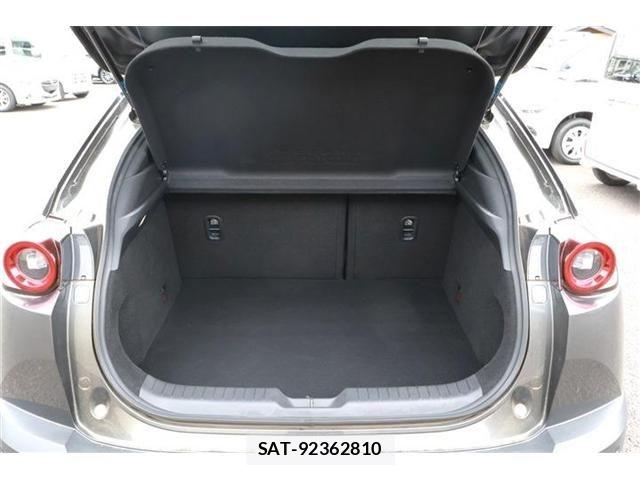 Mazda MX-30 2022-08 6217337-15