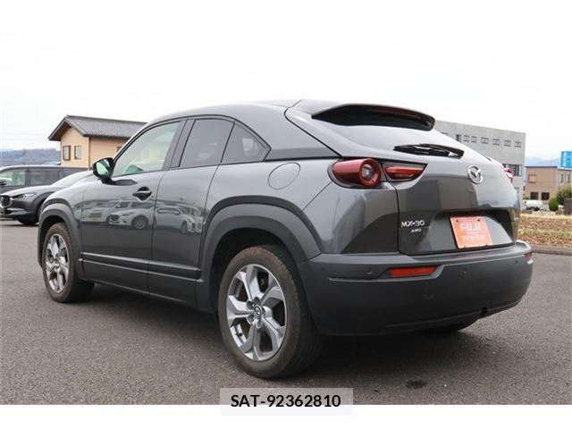Mazda MX-30 2022-08 6217337-21