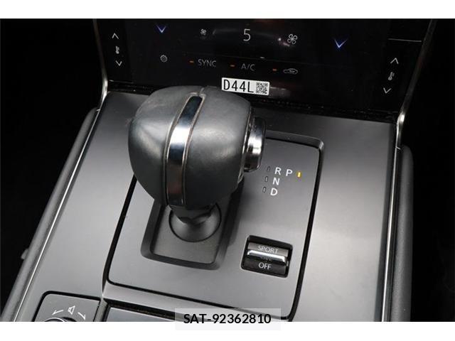Mazda MX-30 2022-08 6217337-23