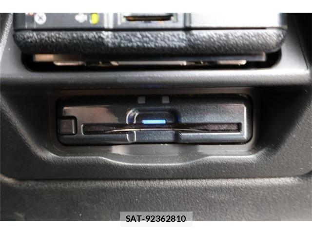 Mazda MX-30 2022-08 6217337-5