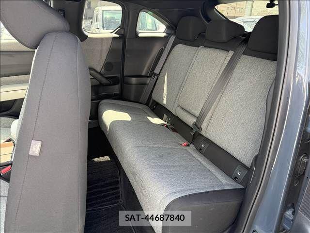 Mazda MX-30 2020-11 6276923-9