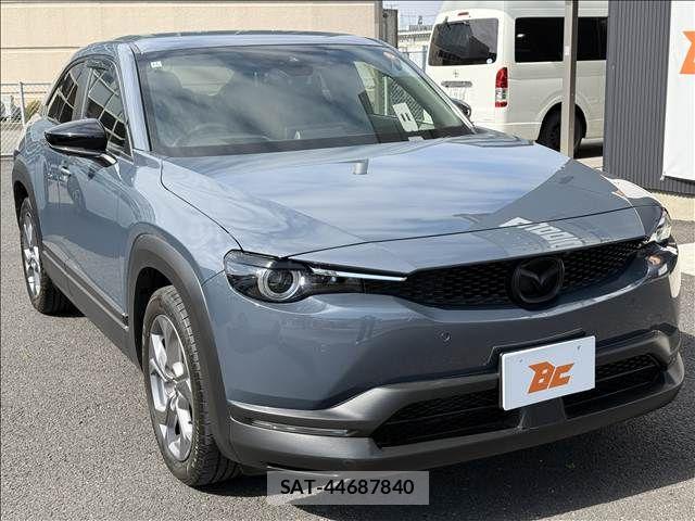 Mazda MX-30 2020-11 6276923-4
