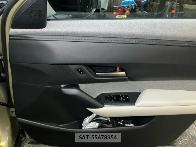Mazda MX-30 2023-06 6500685-12
