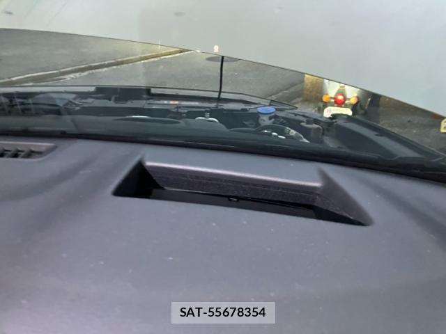 Mazda MX-30 2023-06 6500685-23