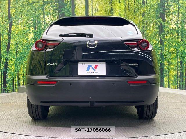 Mazda MX-30 2020-09 6816063-14
