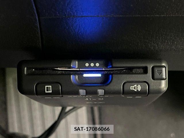 Mazda MX-30 2020-09 6816063-5