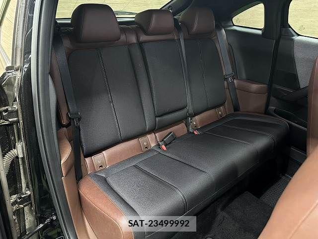 Mazda MX-30 2023-11 6816062-9