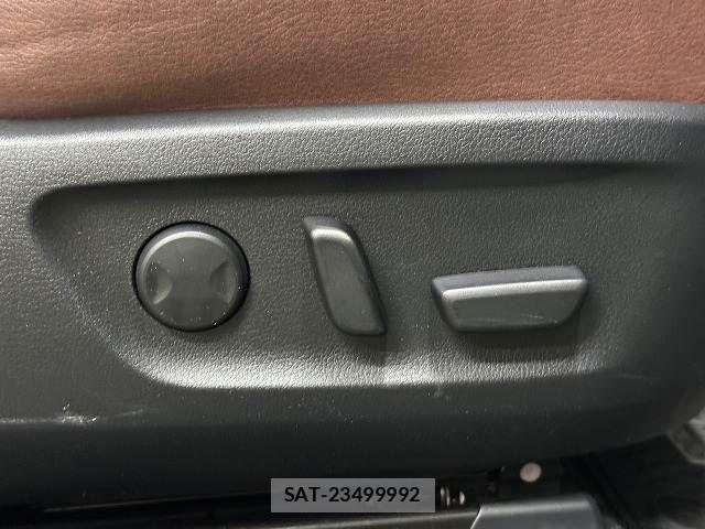 Mazda MX-30 2023-11 6816062-4