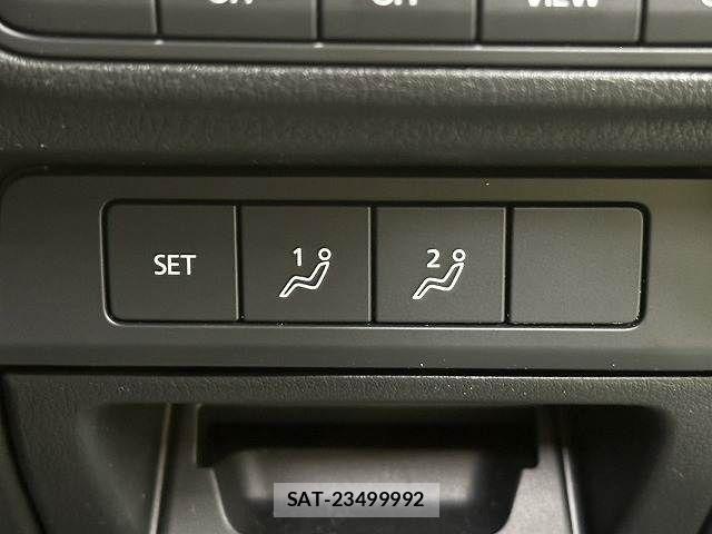 Mazda MX-30 2023-11 6816062-7