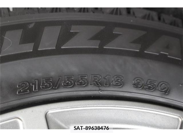 Mazda MX-30 2023-03 6909611-19