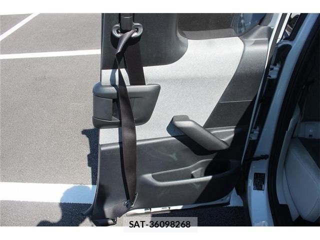 Mazda MX-30 2021-12 6909613-27