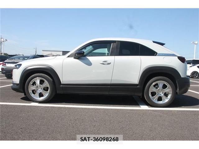 Mazda MX-30 2021-12 6909613-7