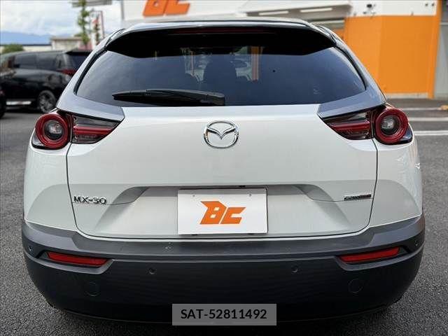 Mazda MX-30 2021-10 7222288-13