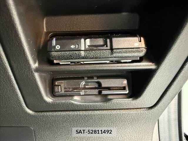Mazda MX-30 2021-10 7222288-22