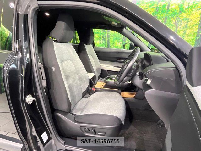 Mazda MX-30 2021-12 7222286-7