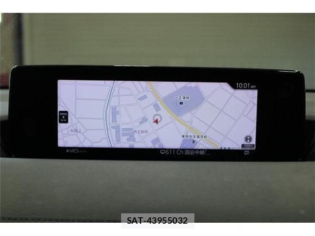Mazda MX-30 2021-01 7272437-2