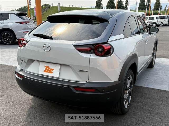 Mazda MX-30 2022-10 7328654-12