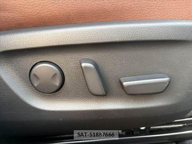Mazda MX-30 2022-10 7328654-26