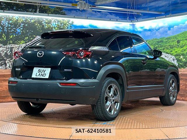 Mazda MX-30 2021-09 7618401-16