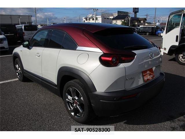 Mazda MX-30 2021-03 7618403-22