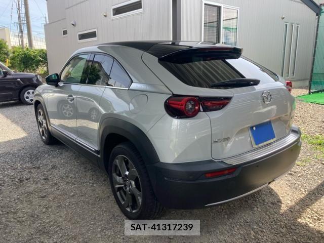 Mazda MX-30 2020-10 7726173-2