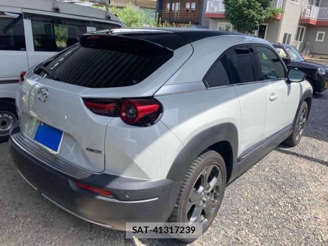 Mazda MX-30 2020-10 7726173-3